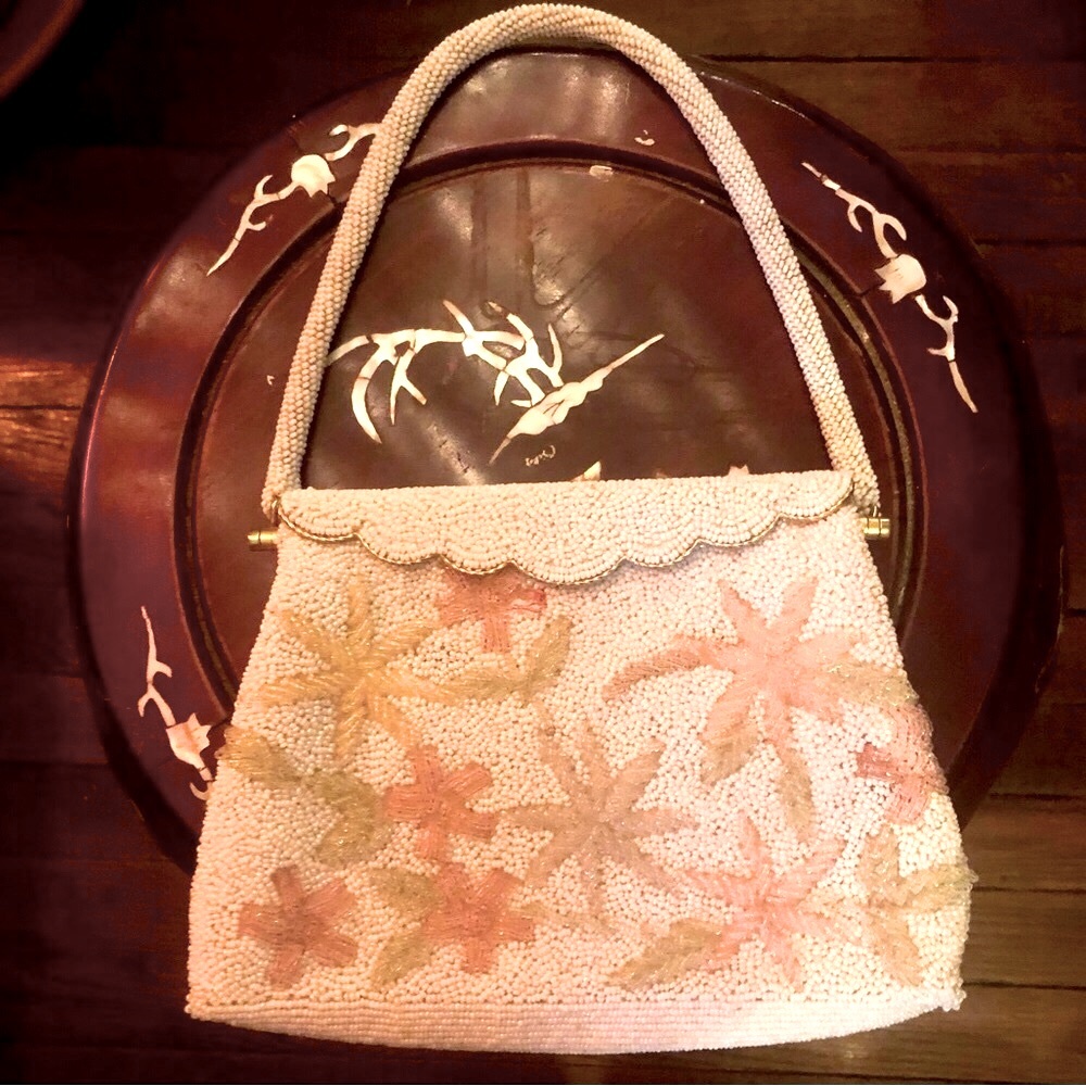 1950s/1960s Beaded Floral Hand Purse